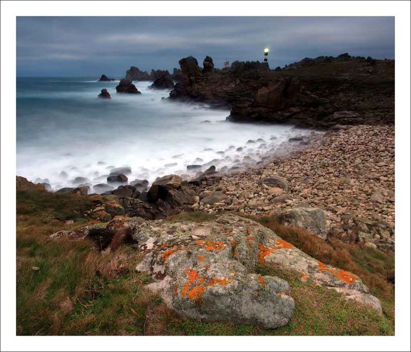 le phare en pyjama dixit les ouessantins.jpg